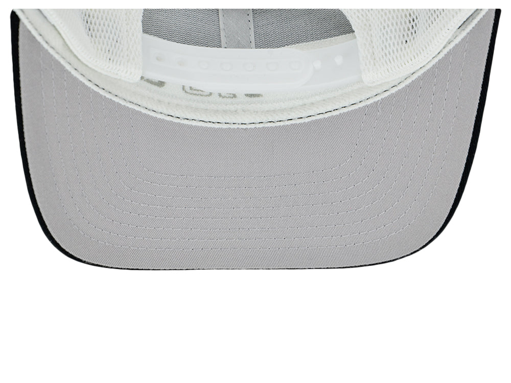 Blank 110 Trucker - Black/White