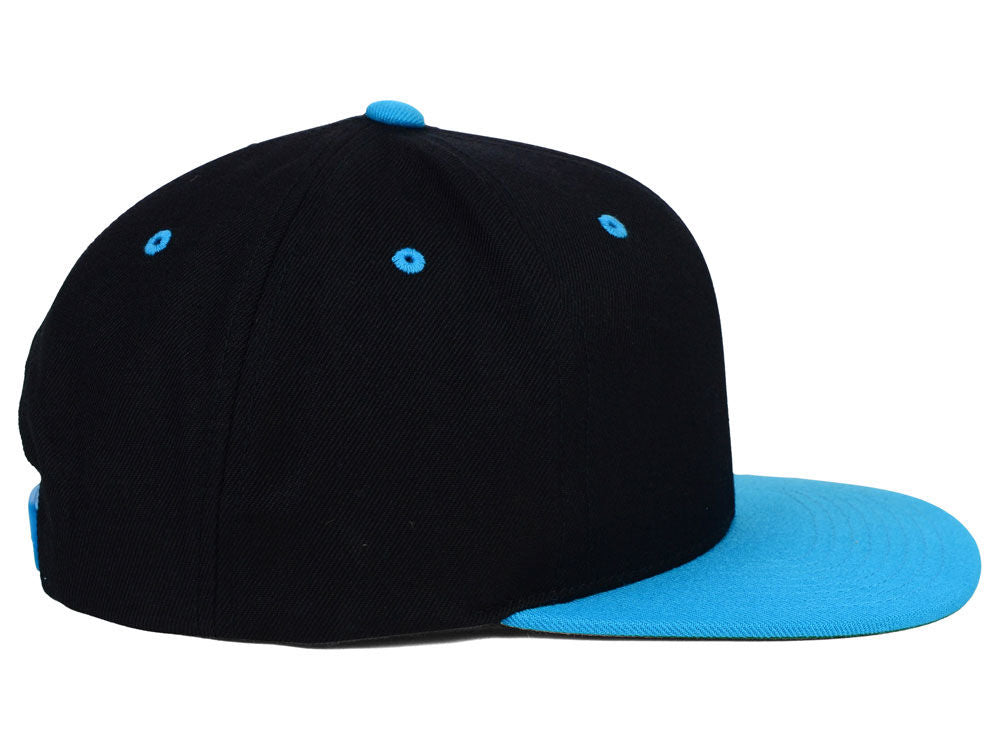 Blank Snapback - Black/Teal