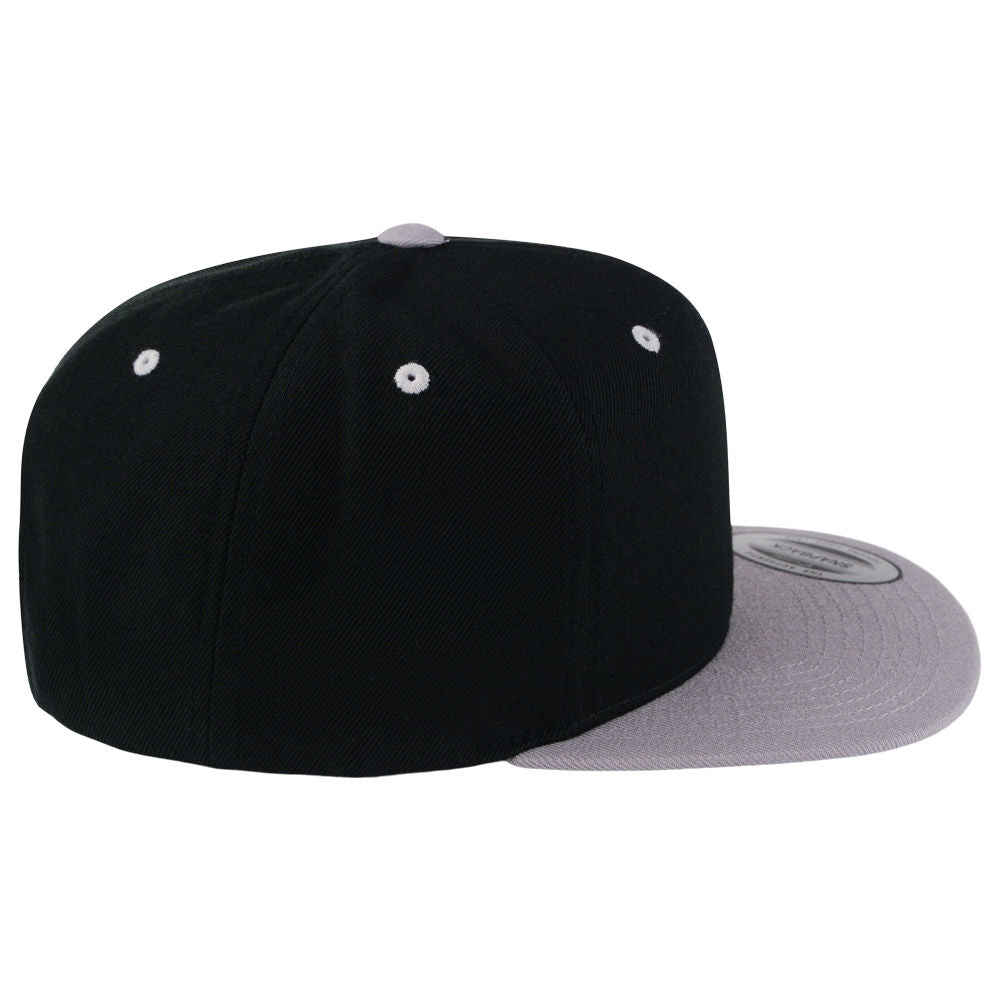 Classic 2-Tone Snapback - Black/Silver