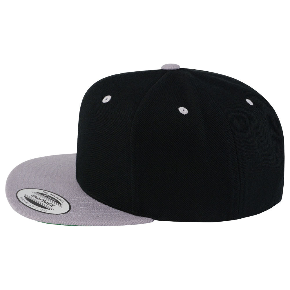 Classic 2-Tone Snapback - Black/Silver